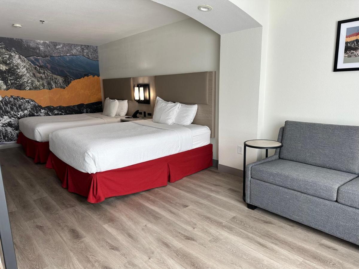 La Quinta Inn & Suites By Wyndham Albuquerque Midtown Exteriör bild