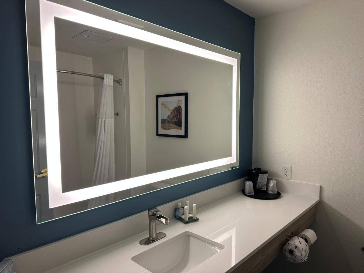 La Quinta Inn & Suites By Wyndham Albuquerque Midtown Exteriör bild
