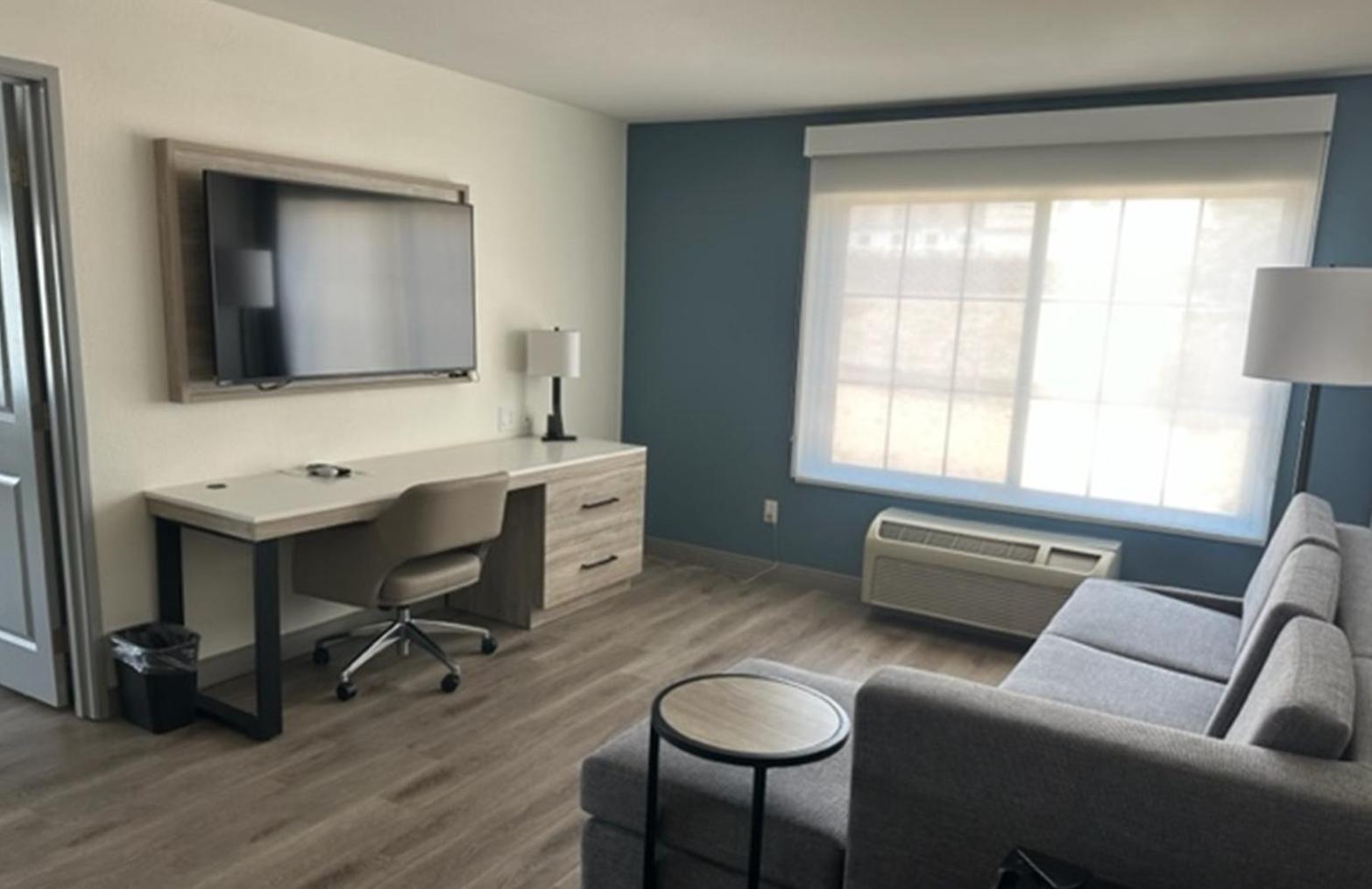La Quinta Inn & Suites By Wyndham Albuquerque Midtown Exteriör bild